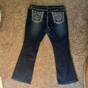 True Religion Y2K Low Waist Embezzled Bootcut Jeans! ✨